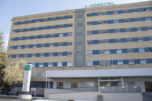 巴塞罗那医院.jpg